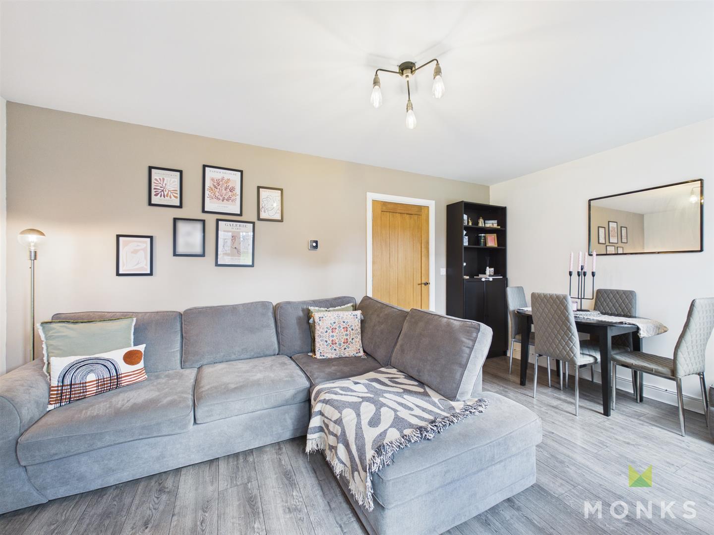 1 Cysgod Y Gyrn, Oswestry, SY10 7LQ For Sale